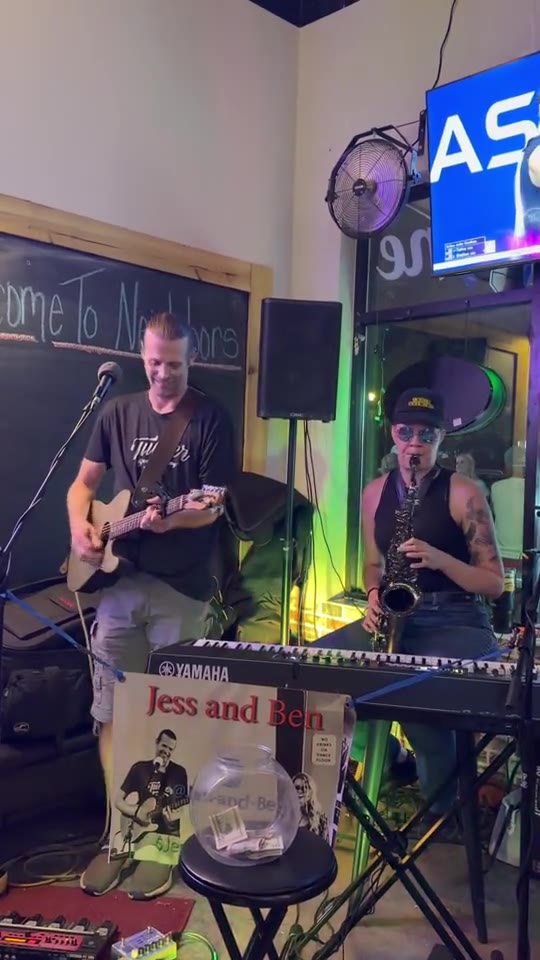 Jess & Ben performing at Neighbors